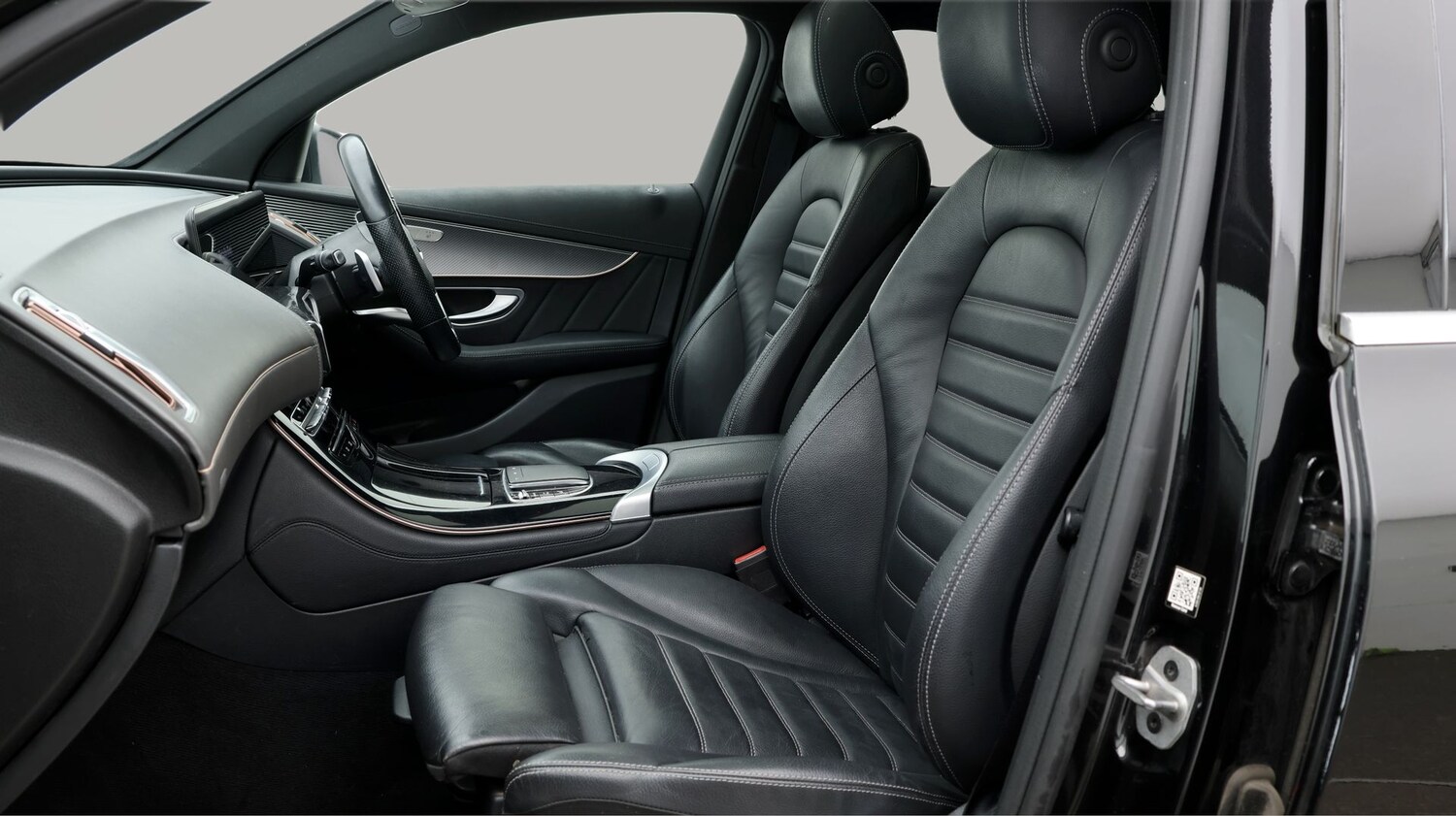 Used Mercedes-Benz EQC 2021 for sale - 77220650: Photo 14