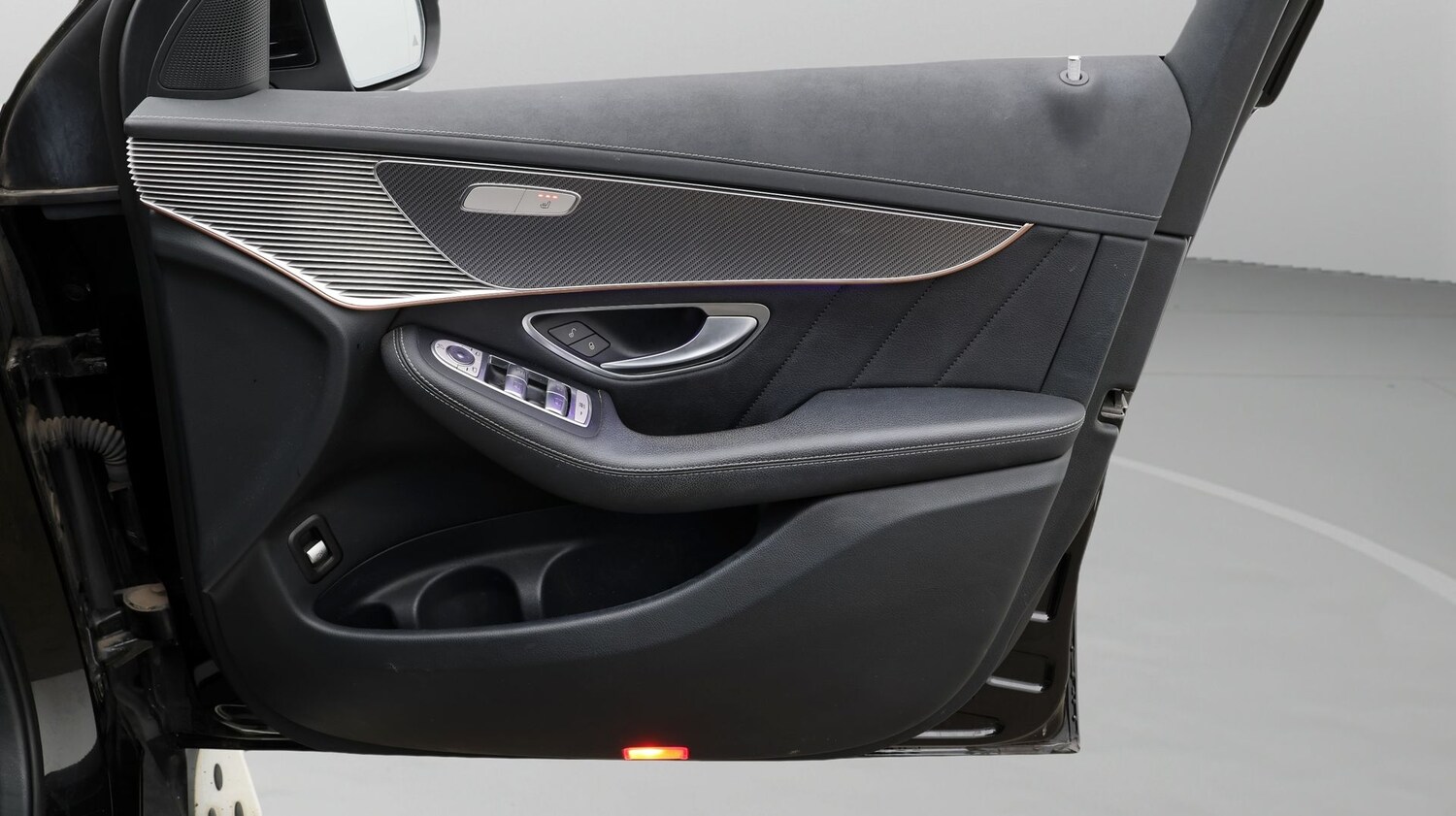 Used Mercedes-Benz EQC 2021 for sale - 77220650: Photo 15