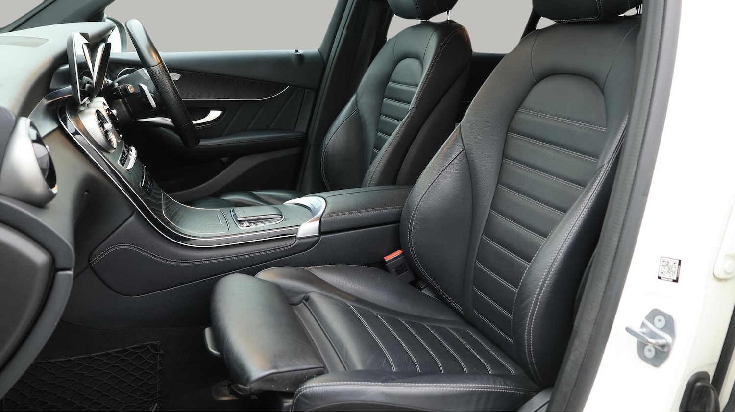 Used Mercedes-Benz GLC 2020 for sale - 75905241: Photo 15