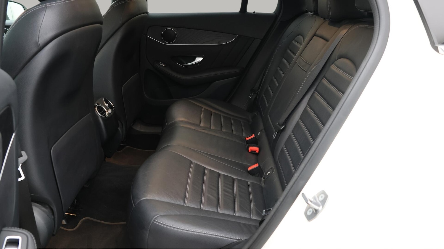 Used Mercedes-Benz GLC 2020 for sale - 75905241: Photo 17