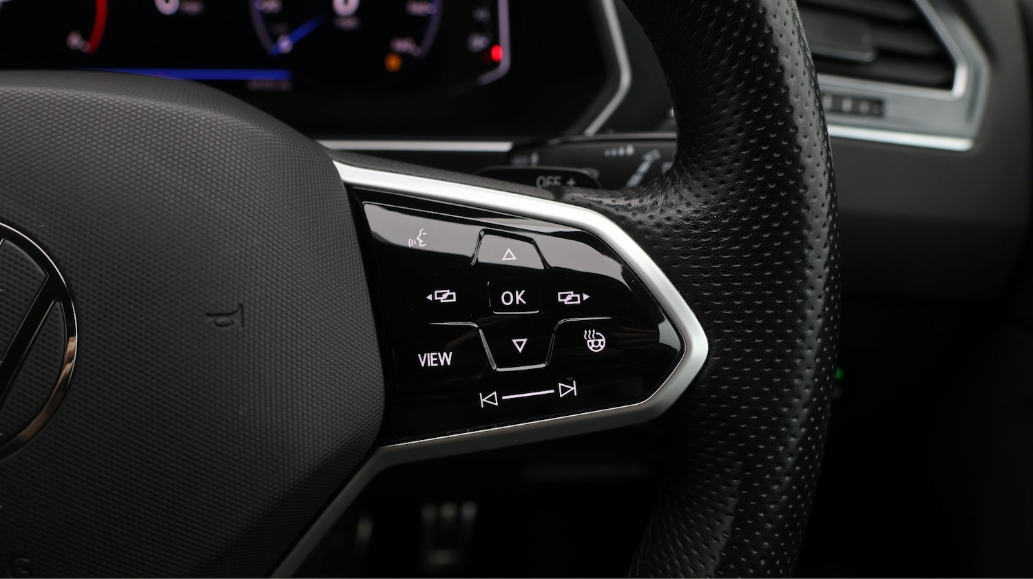 Used Volkswagen Tiguan 2023 for sale - 77452856: Photo 24