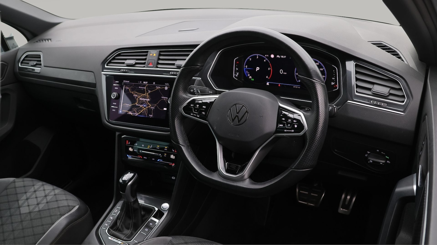 Used Volkswagen Tiguan 2023 for sale - 77452856: Photo 9