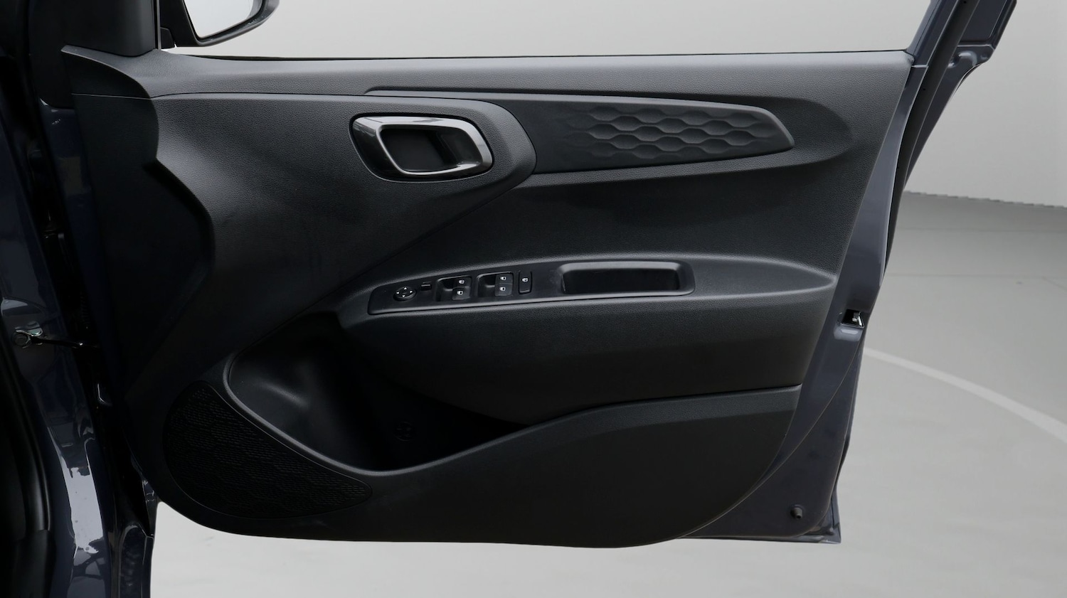 Used Hyundai i10 2023 for sale - 77844731: Photo 15