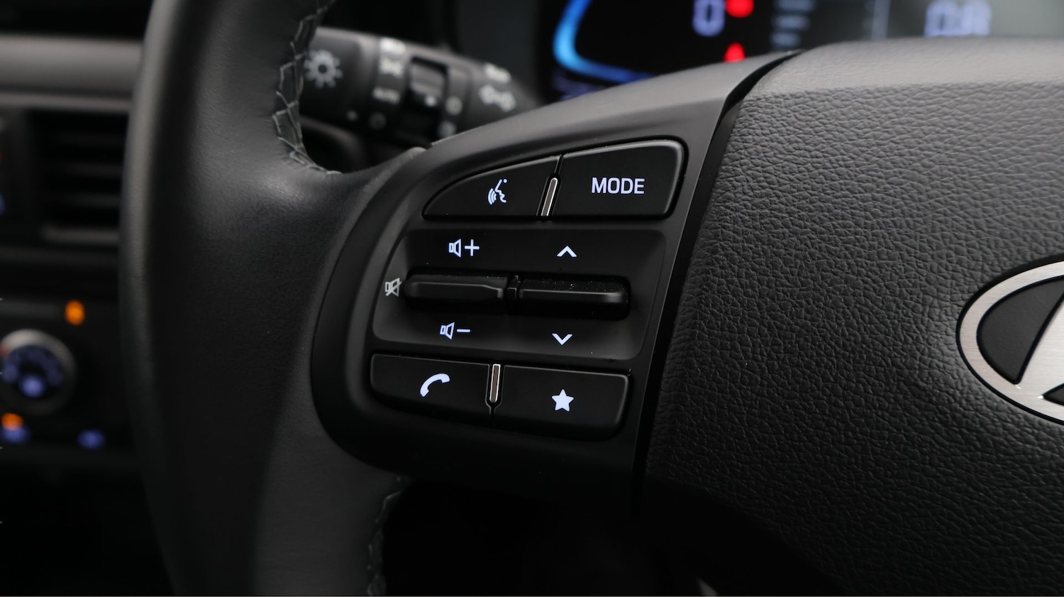 Used Hyundai i10 2023 for sale - 77844731: Photo 23