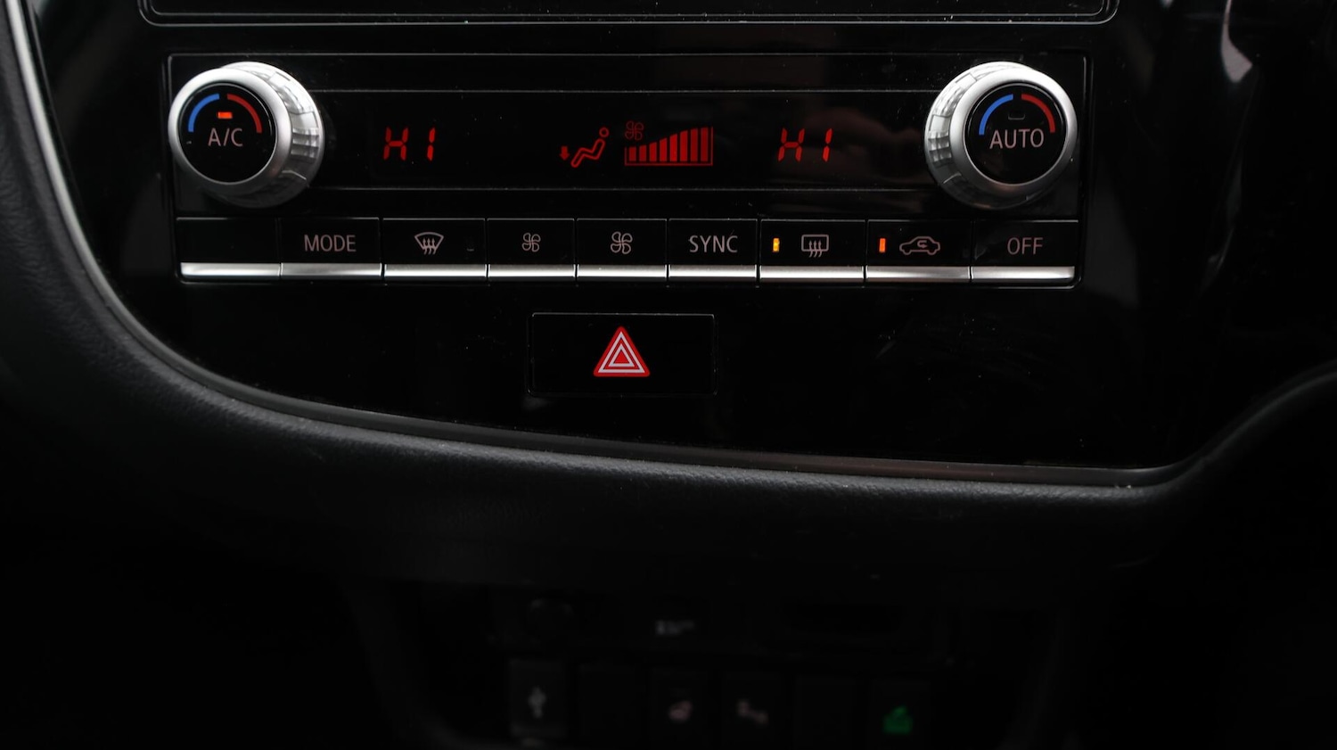 Used Mitsubishi Outlander 2020 for sale - 76612839: Photo 13