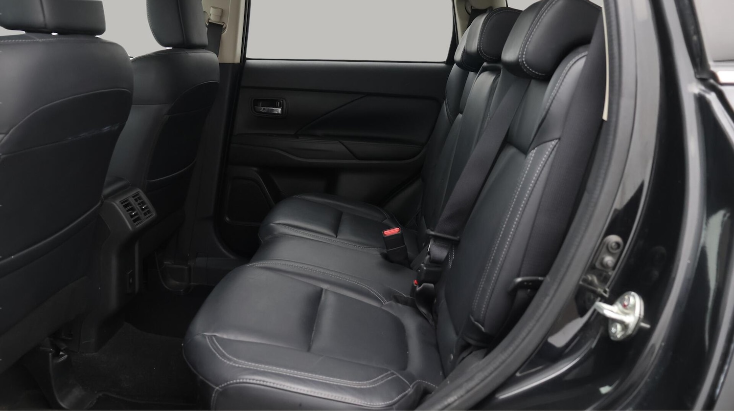 Used Mitsubishi Outlander 2020 for sale - 76612839: Photo 17