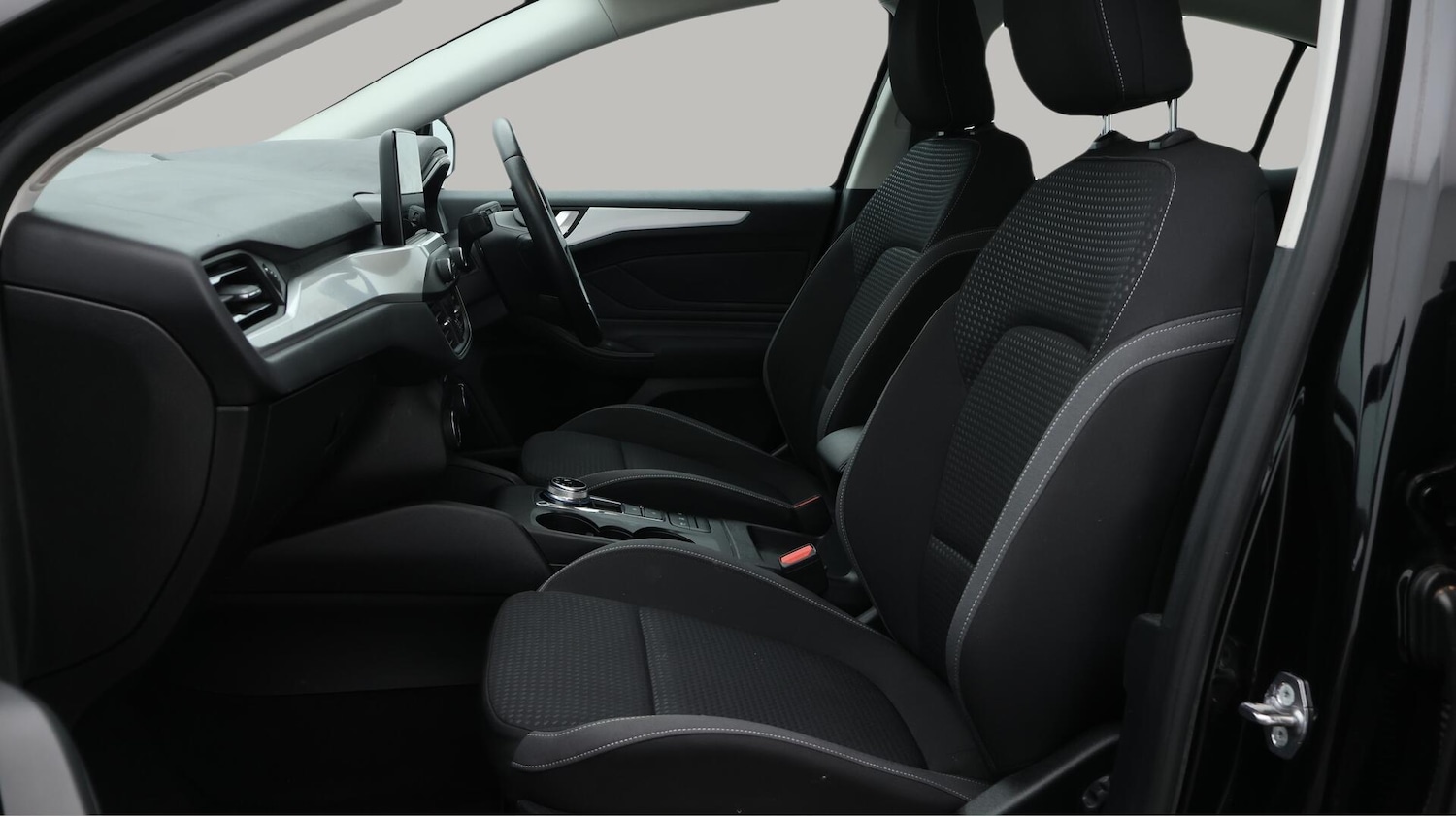 Used Ford Focus 2019 for sale - 76388445: Photo 15