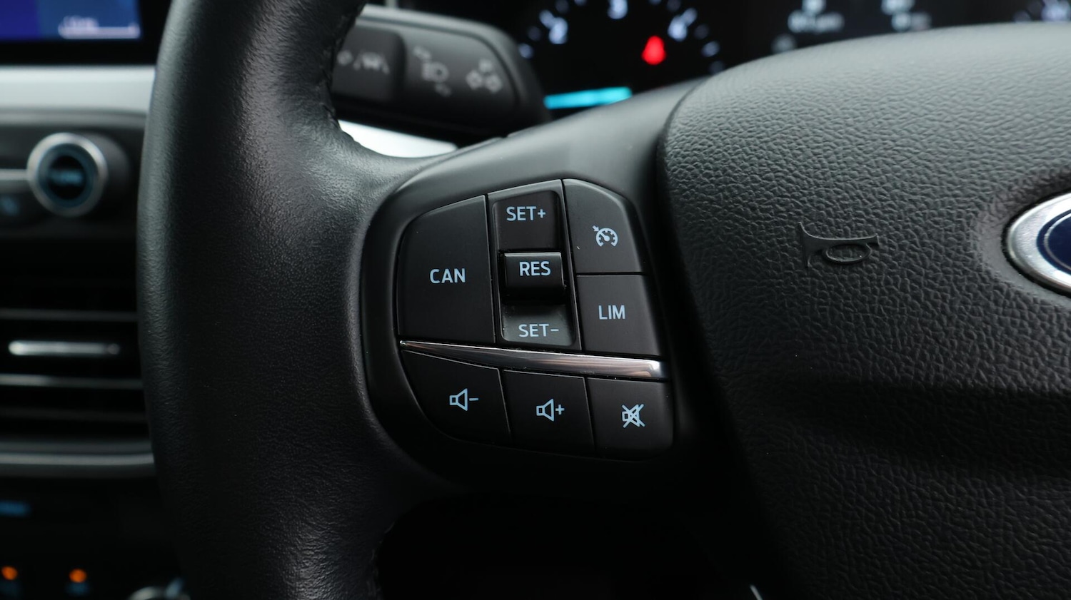 Used Ford Focus 2019 for sale - 76388445: Photo 23