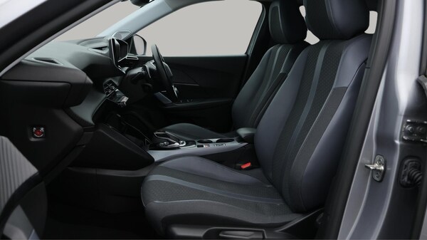 Used Peugeot 2008 2020 for sale - 76337259: Photo 15