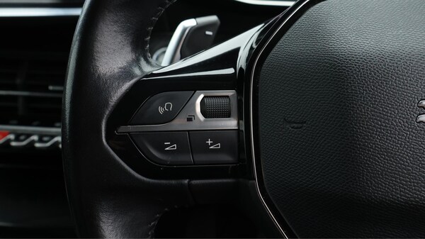 Used Peugeot 2008 2020 for sale - 76337259: Photo 25