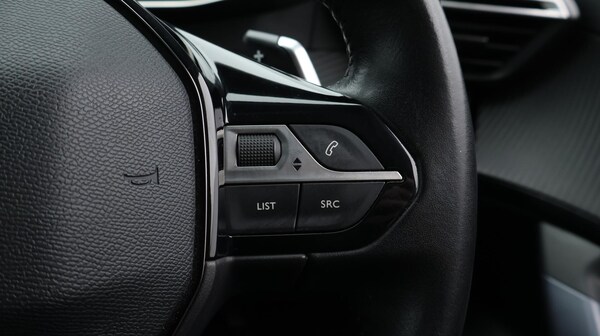 Used Peugeot 2008 2020 for sale - 76337259: Photo 26