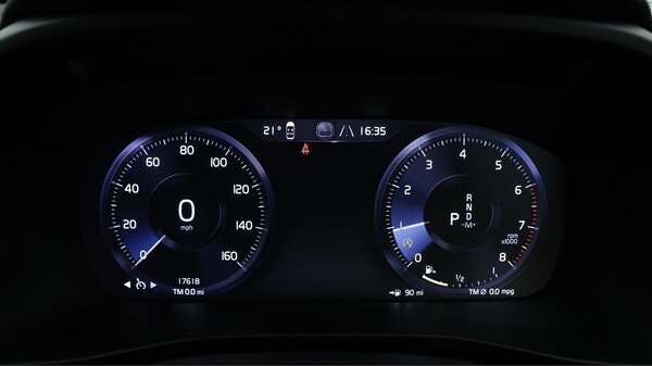 Used Volvo XC40 2022 for sale - 76201261: Photo 11
