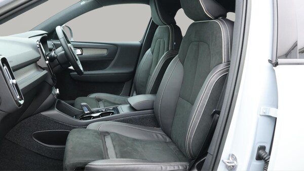 Used Volvo XC40 2022 for sale - 76201261: Photo 15