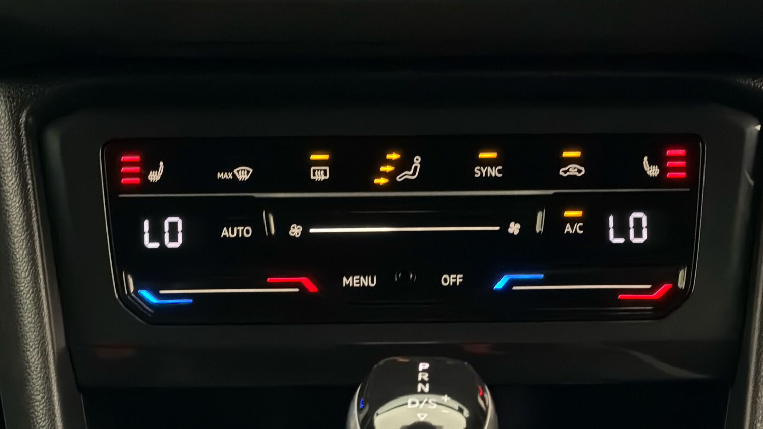 Used Volkswagen Tiguan 2021 for sale - 78178227: Photo 11