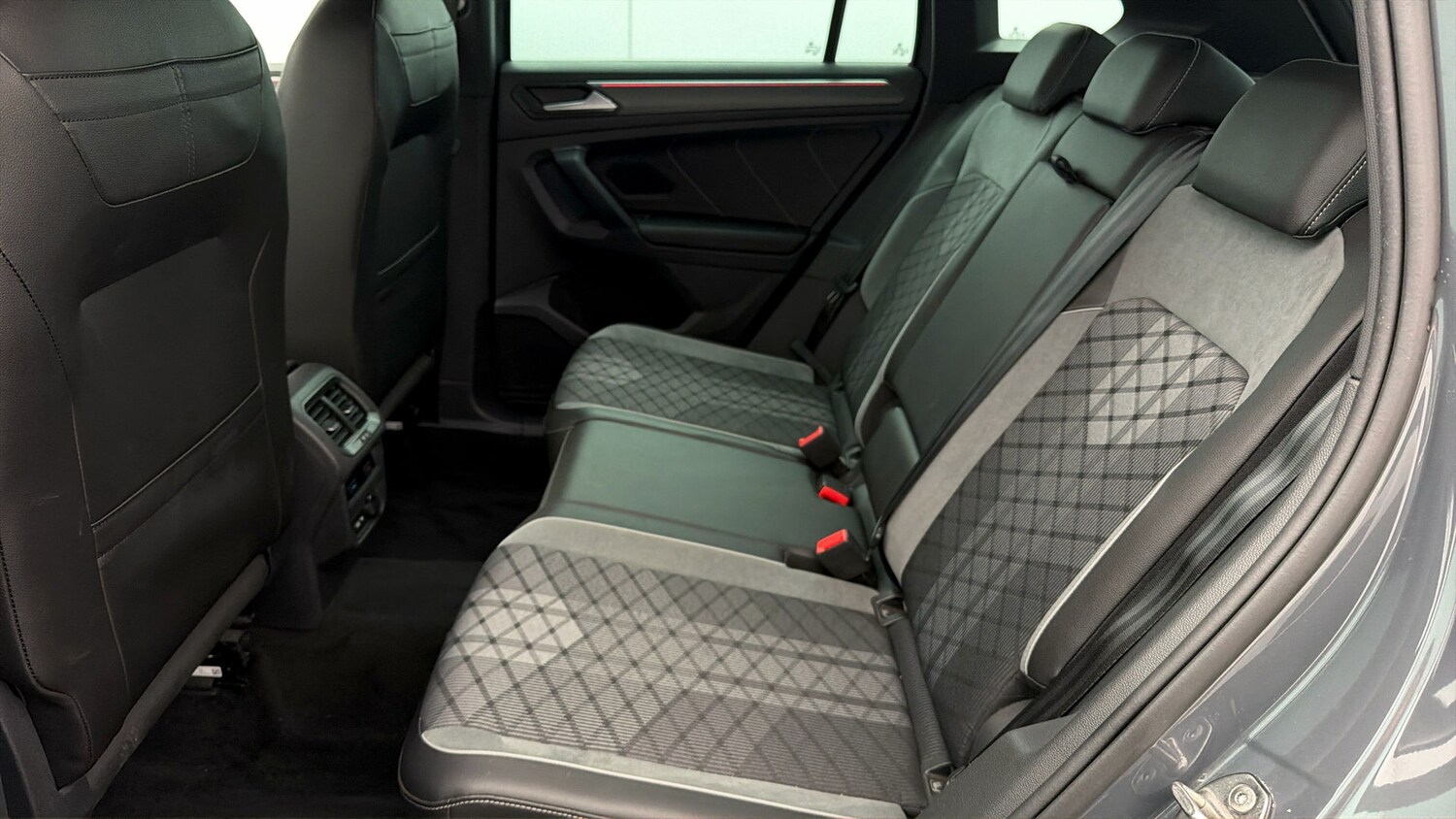 Used Volkswagen Tiguan 2021 for sale - 78178227: Photo 15