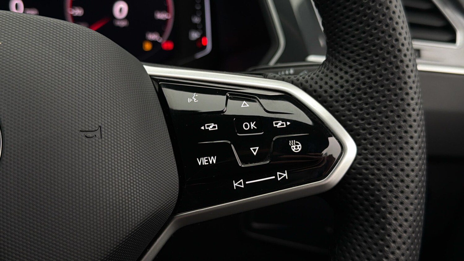 Used Volkswagen Tiguan 2021 for sale - 78178227: Photo 24