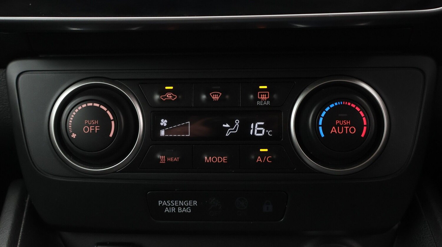 Used Nissan Leaf 2022 for sale - 77282524: Photo 12