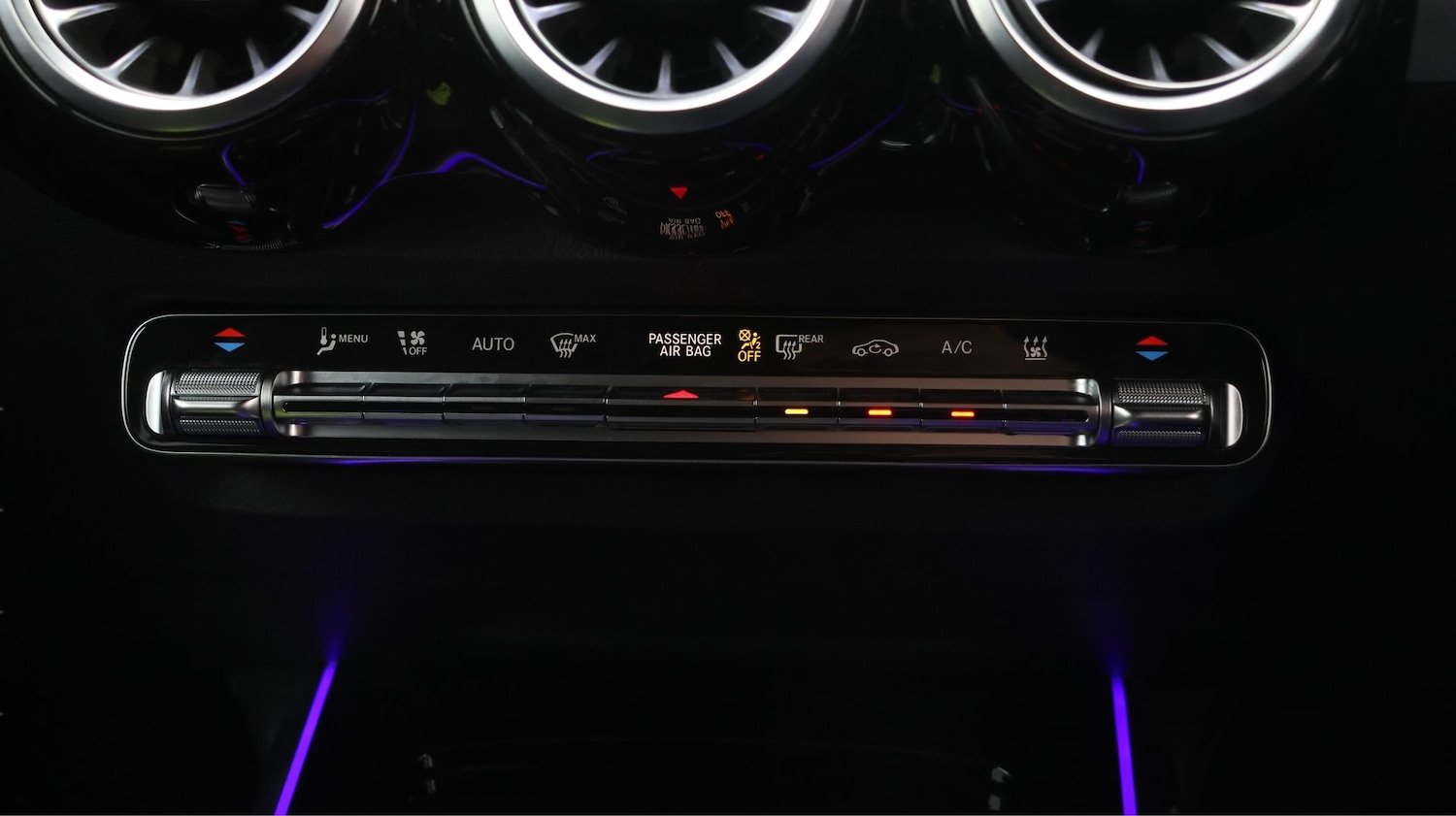 Used Mercedes-Benz EQB 2023 for sale - 77690930: Photo 12