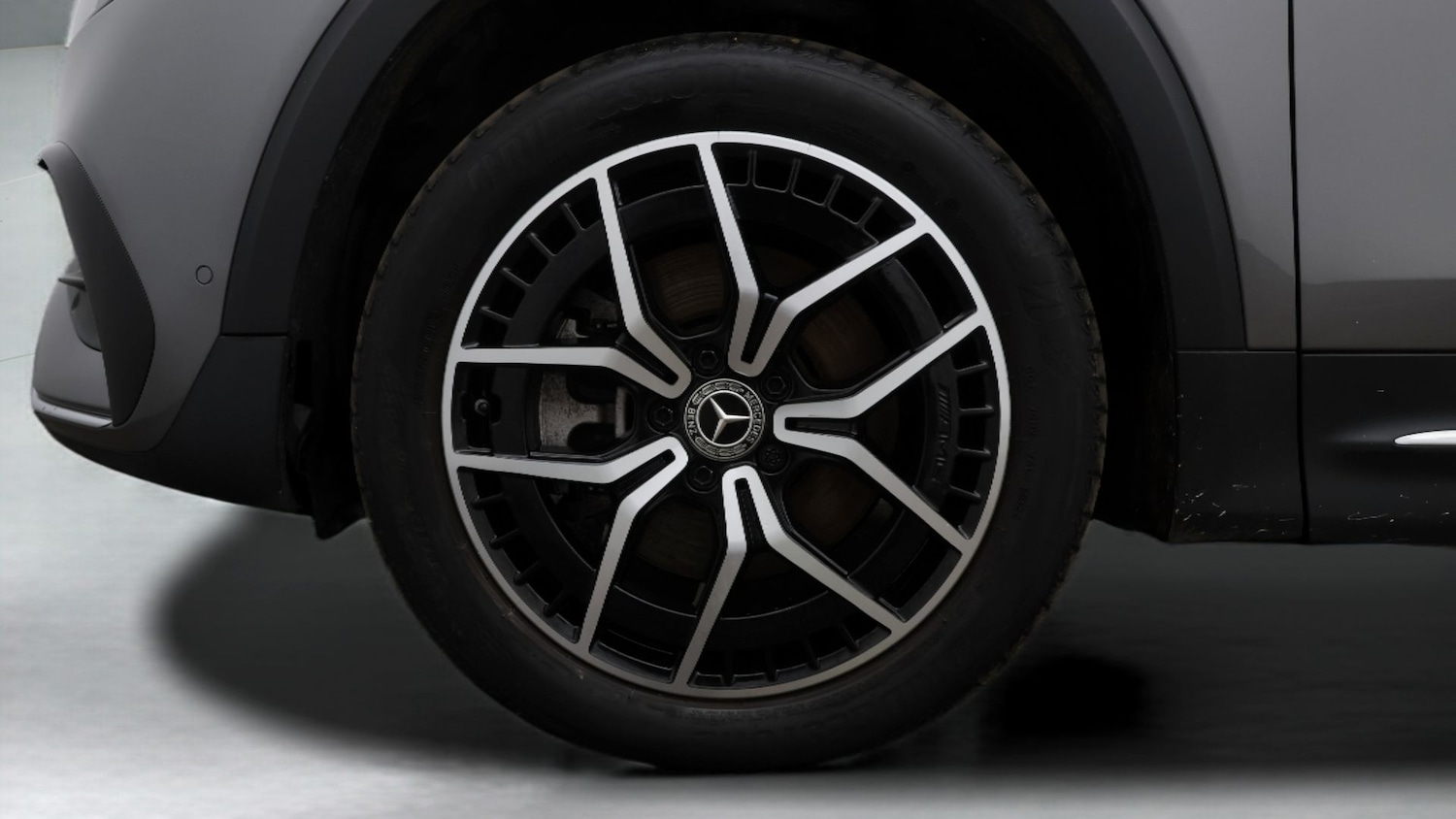 Used Mercedes-Benz EQB 2023 for sale - 77690930: Photo 18