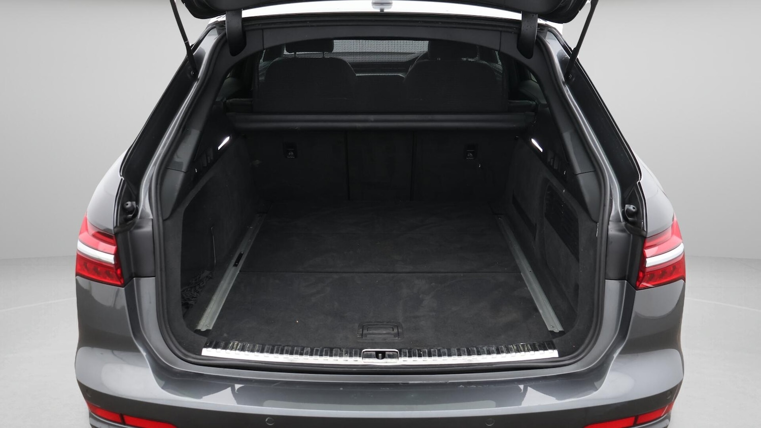 Used Audi A6 Avant 2021 for sale - 76189572: Photo 18