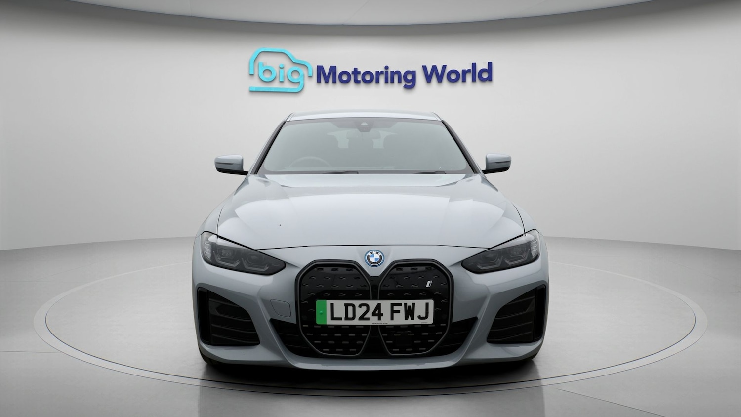 Used BMW i4 for sale - 77438037: Photo 2
