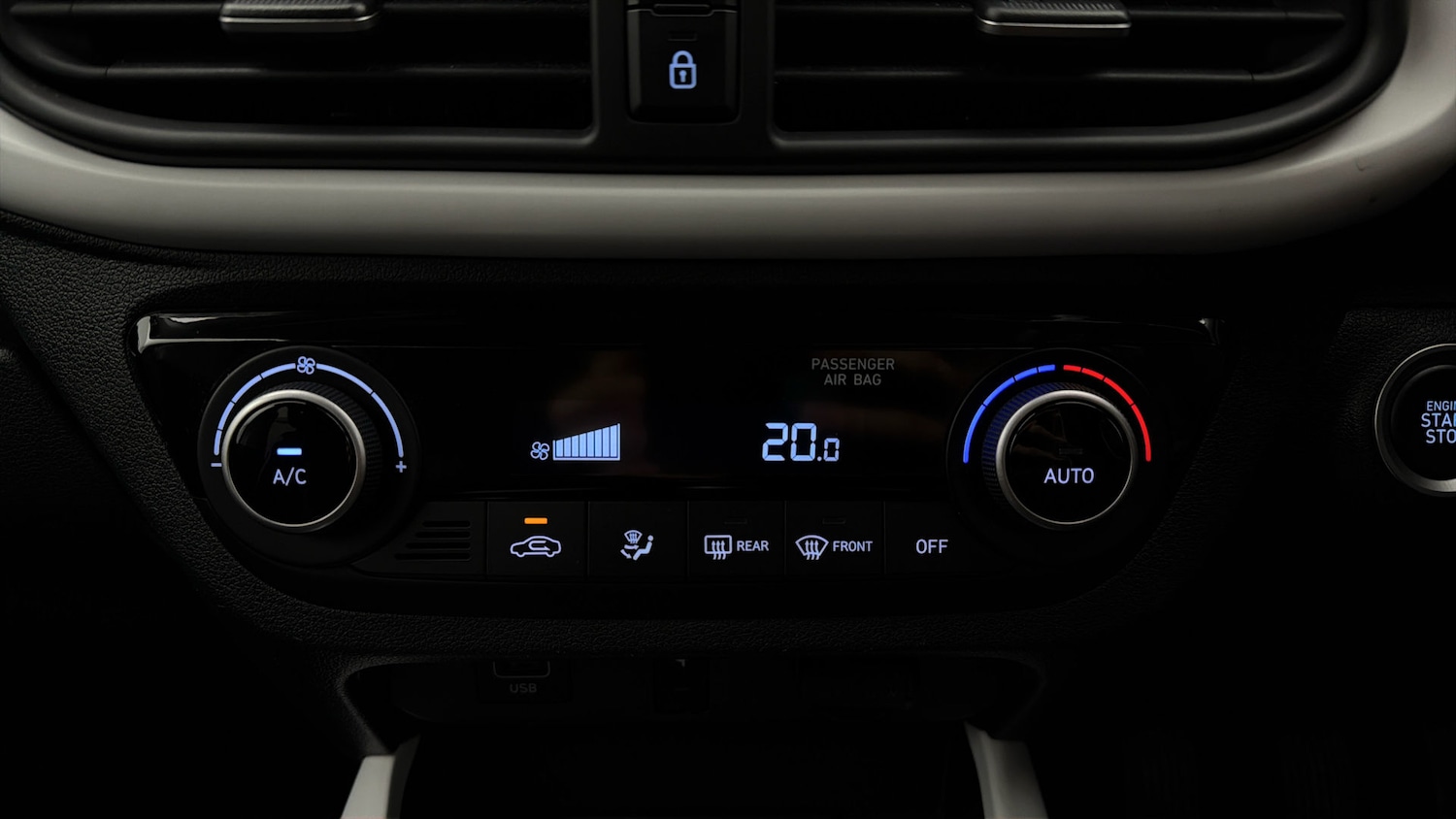 Used Hyundai i10 2023 for sale - 78090613: Photo 11