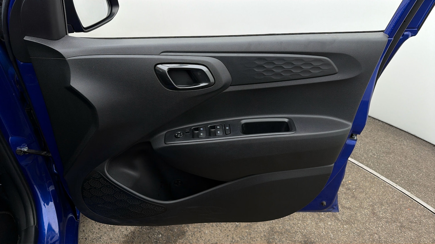 Used Hyundai i10 2023 for sale - 78090613: Photo 14