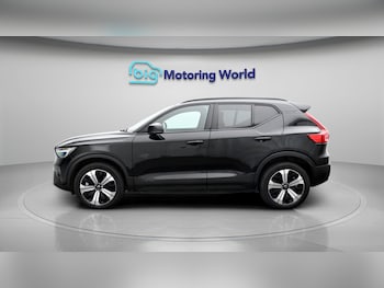 Used Volvo XC40 2023 for sale - 78627748: Photo