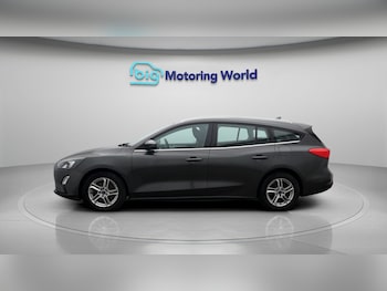 Used Ford Focus 2021 for sale - 77501212: Photo