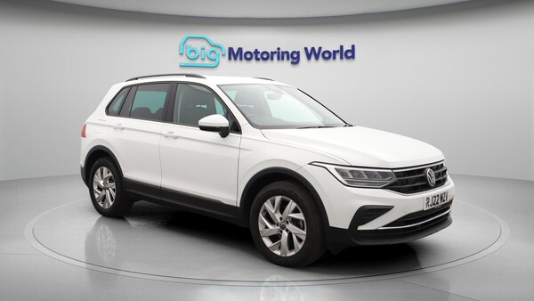 Used Volkswagen Tiguan 2022 for sale - 75577653: Photo 2