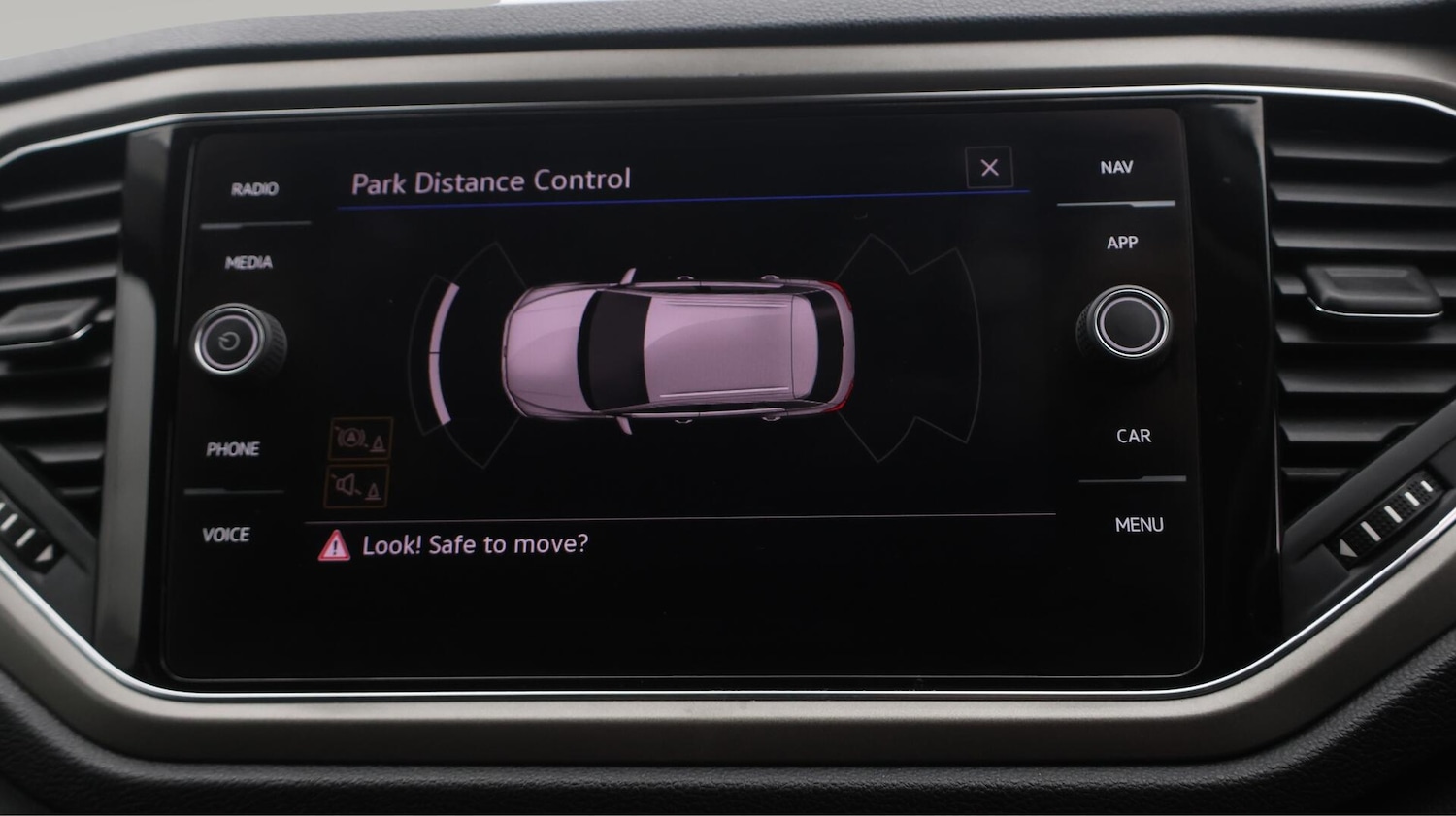 Used Volkswagen T-Roc 2021 for sale - 76521751: Photo 25