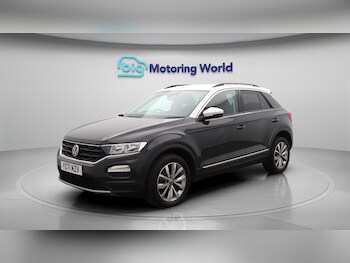 Used Volkswagen T-Roc 2021 for sale - 76521751: Photo