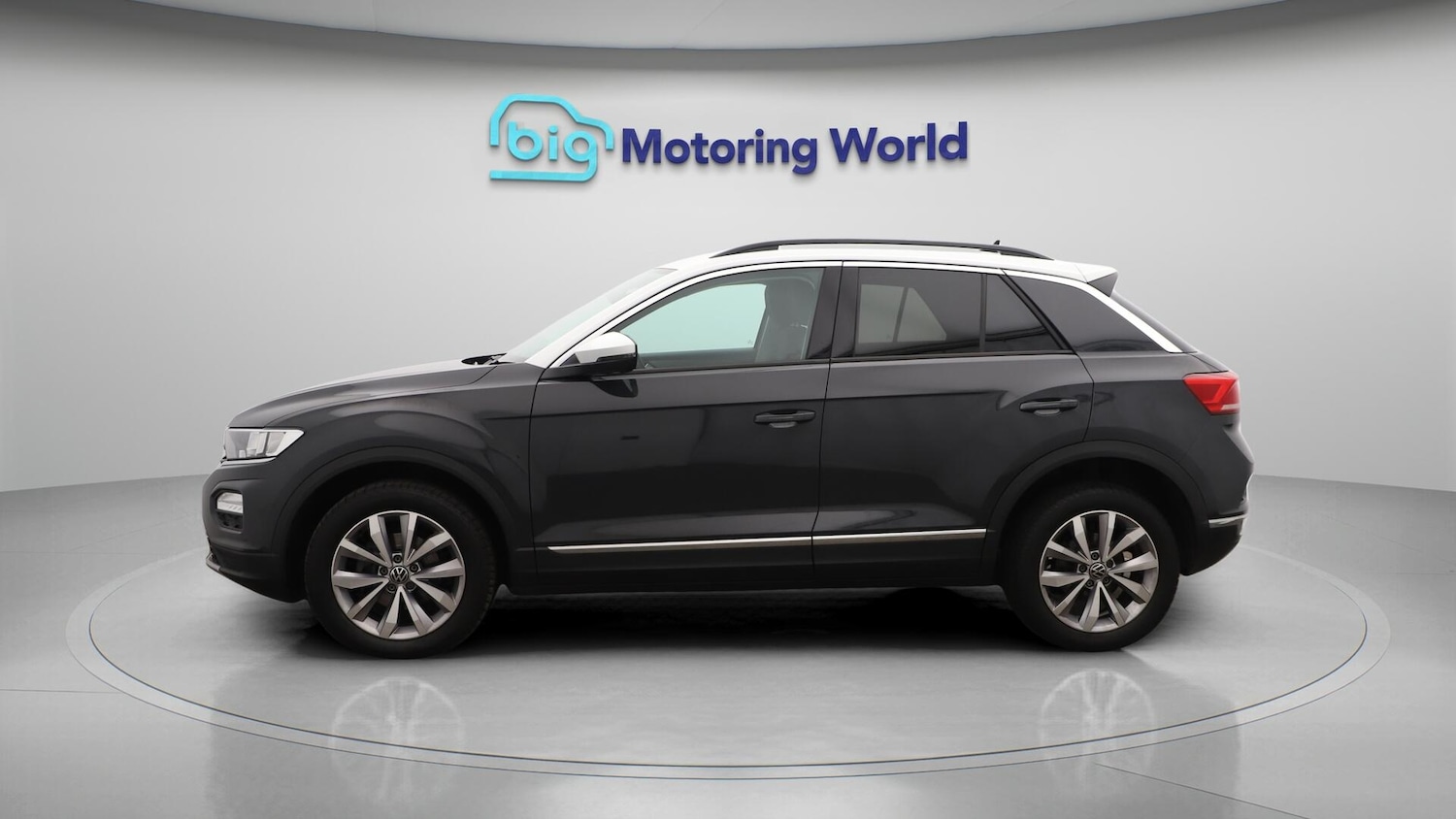 Used Volkswagen T-Roc 2021 for sale - 76521751: Photo 5