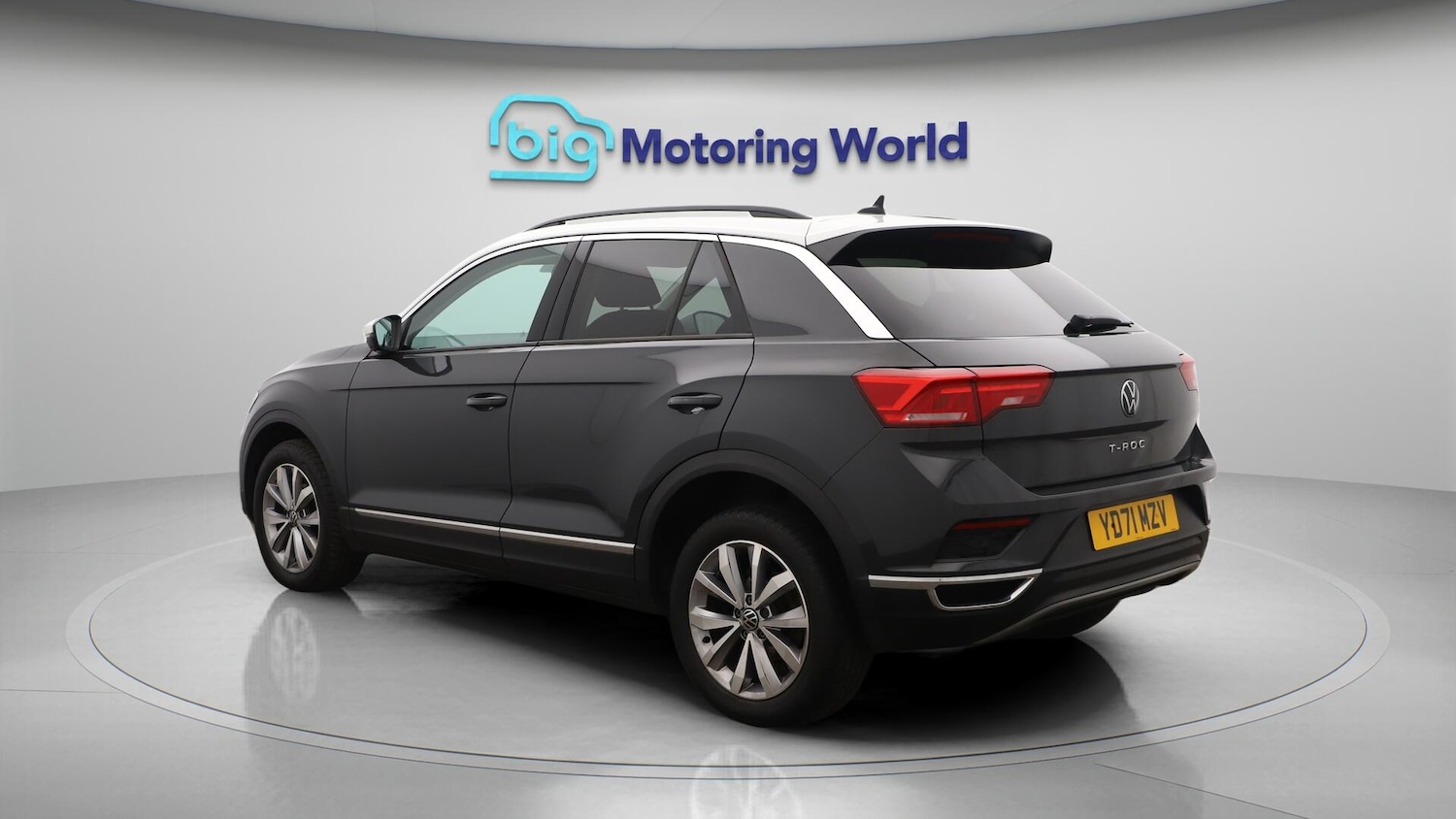 Used Volkswagen T-Roc 2021 for sale - 76521751: Photo 6
