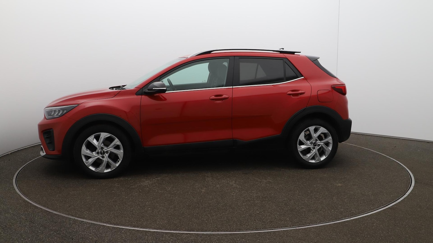 Used Kia Stonic 2021 for sale - 76348881: Photo 66