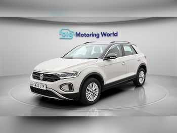 Used Volkswagen T-Roc 2023 for sale - 78599859: Photo