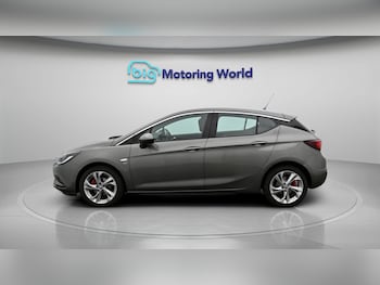 Used Vauxhall Astra 2019 for sale - 79100156: Photo