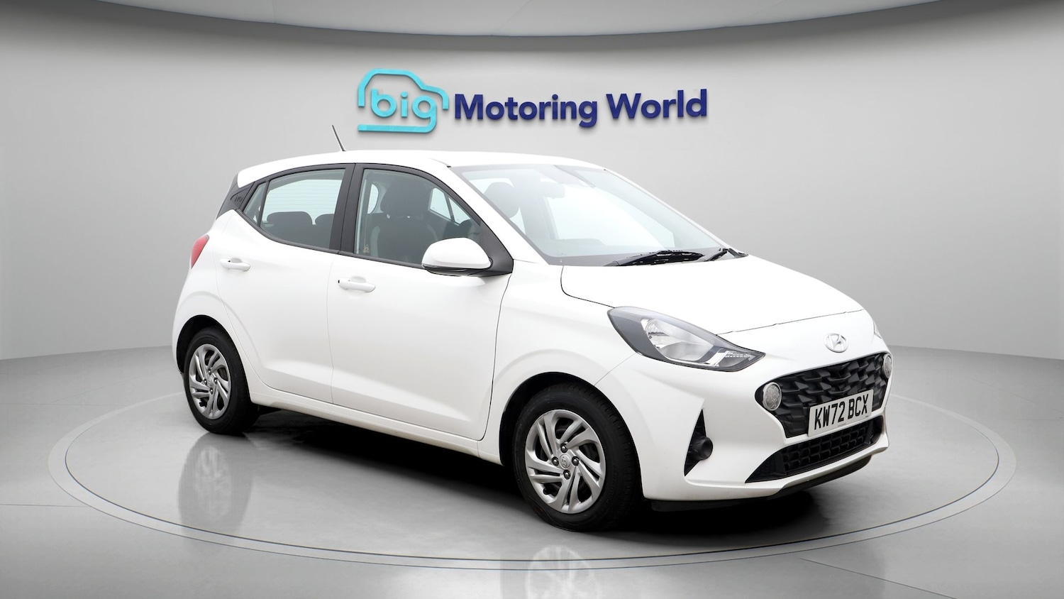 Used Hyundai i10 2023 for sale - 77652443: Photo 1