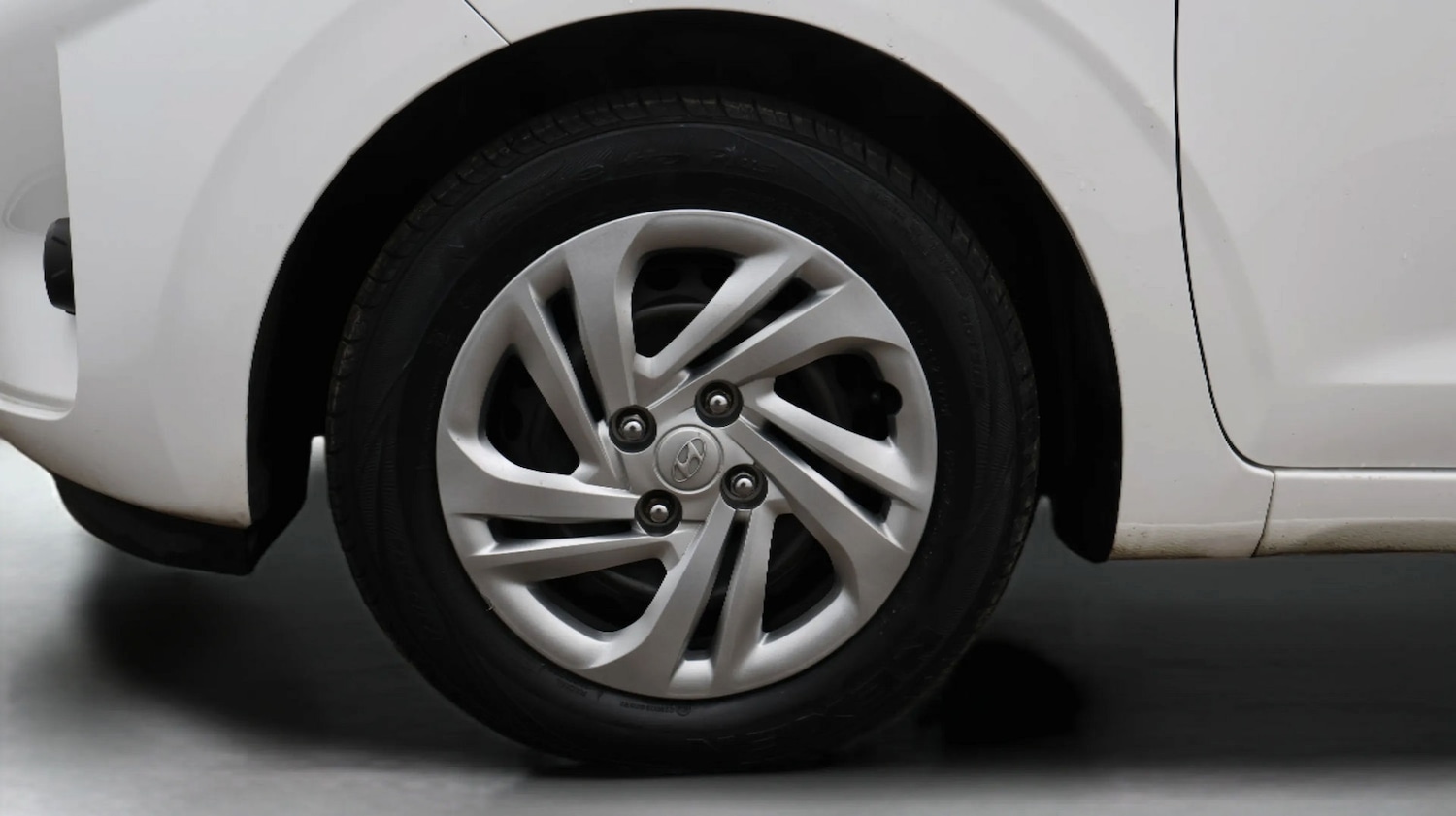 Used Hyundai i10 2023 for sale - 77652443: Photo 18