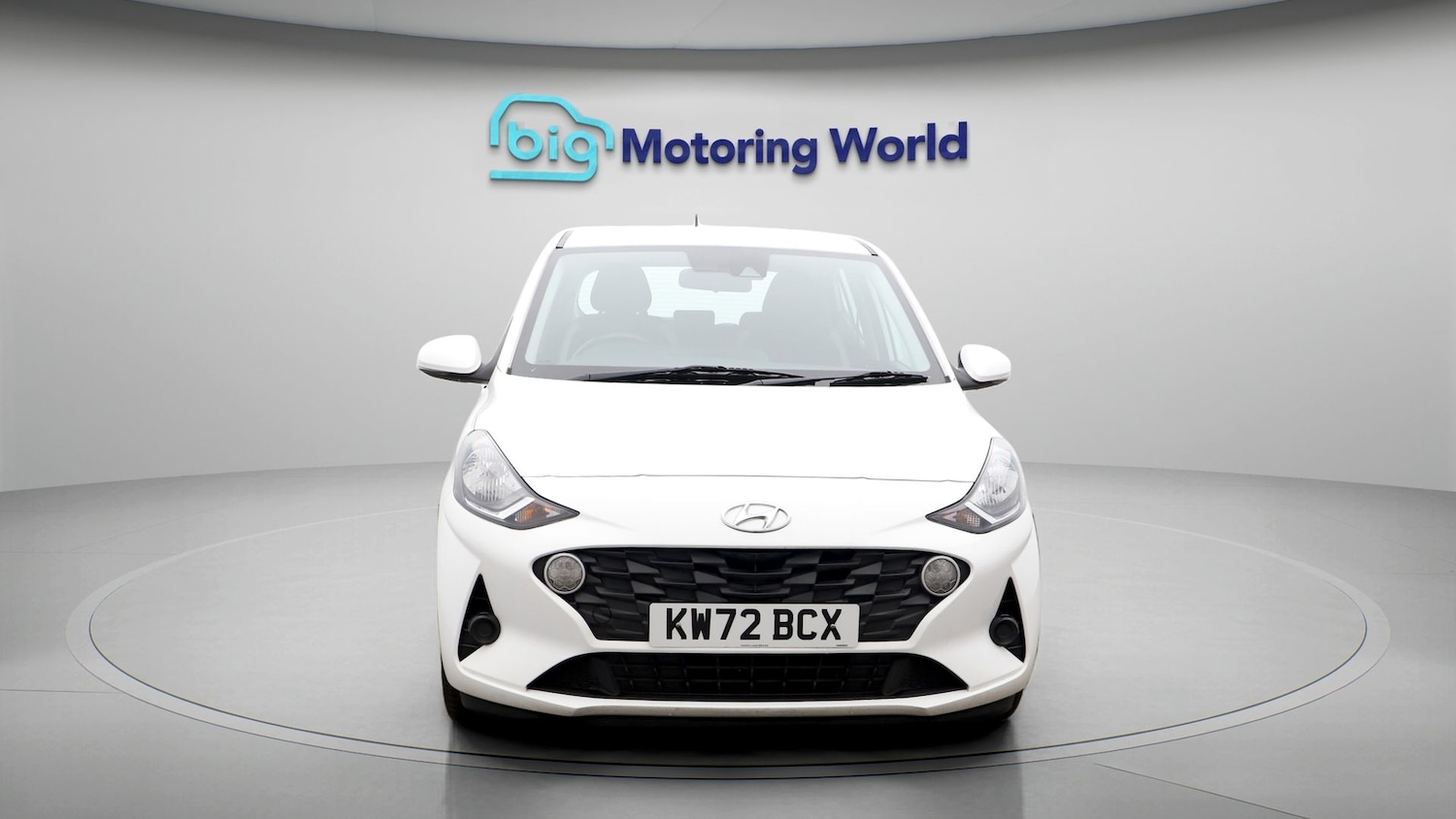 Used Hyundai i10 2023 for sale - 77652443: Photo 2