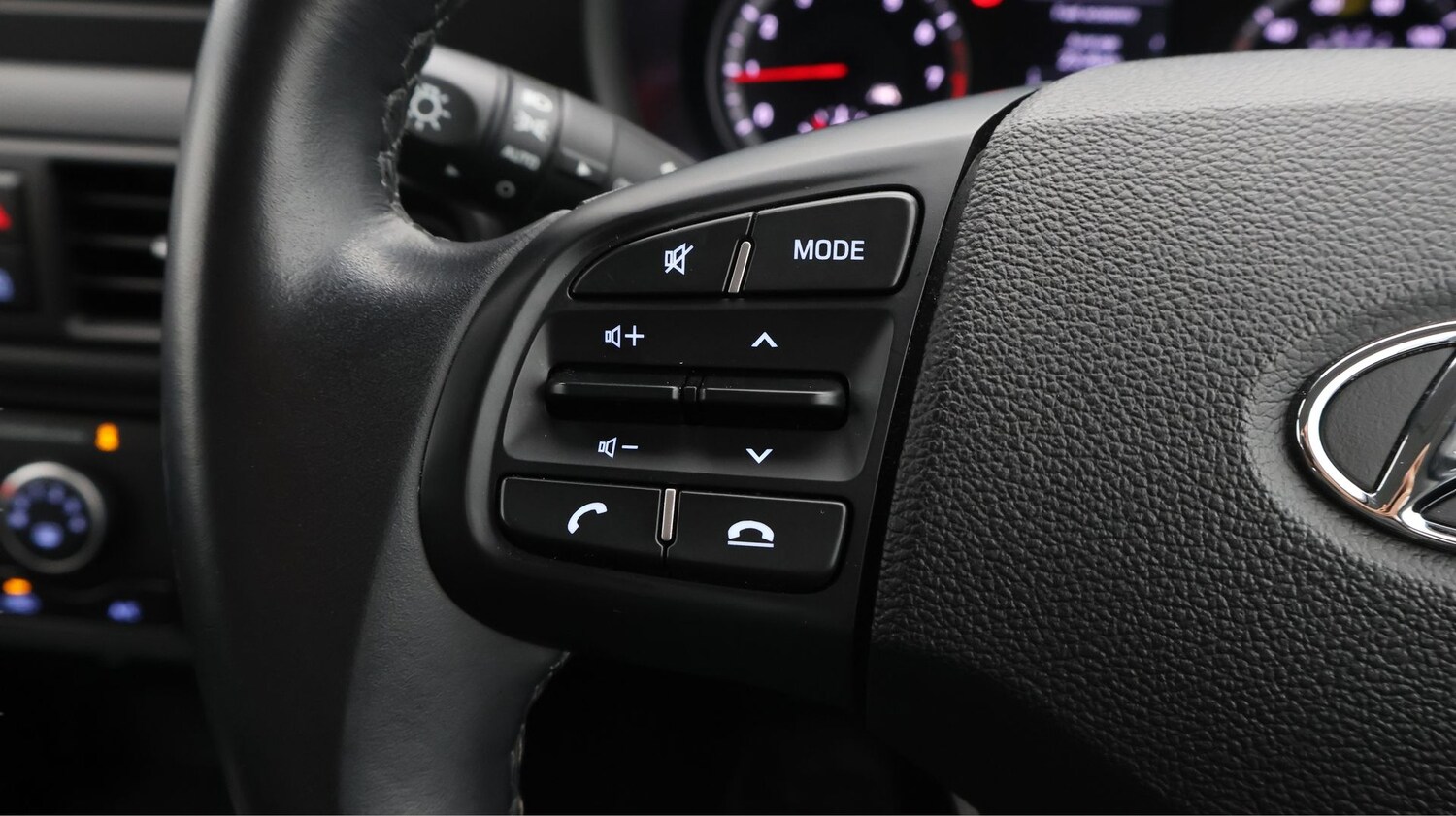 Used Hyundai i10 2023 for sale - 77652443: Photo 22