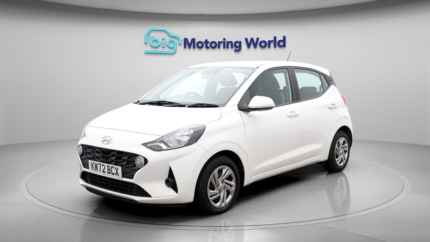 Used Hyundai i10 2023 for sale - 77652443: Photo 3