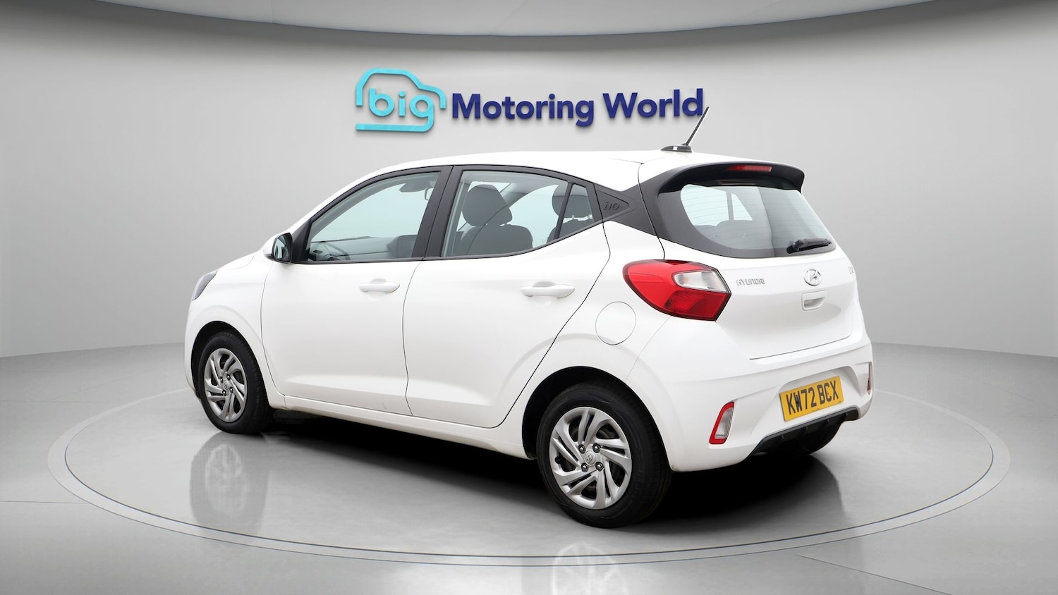 Used Hyundai i10 2023 for sale - 77652443: Photo 5