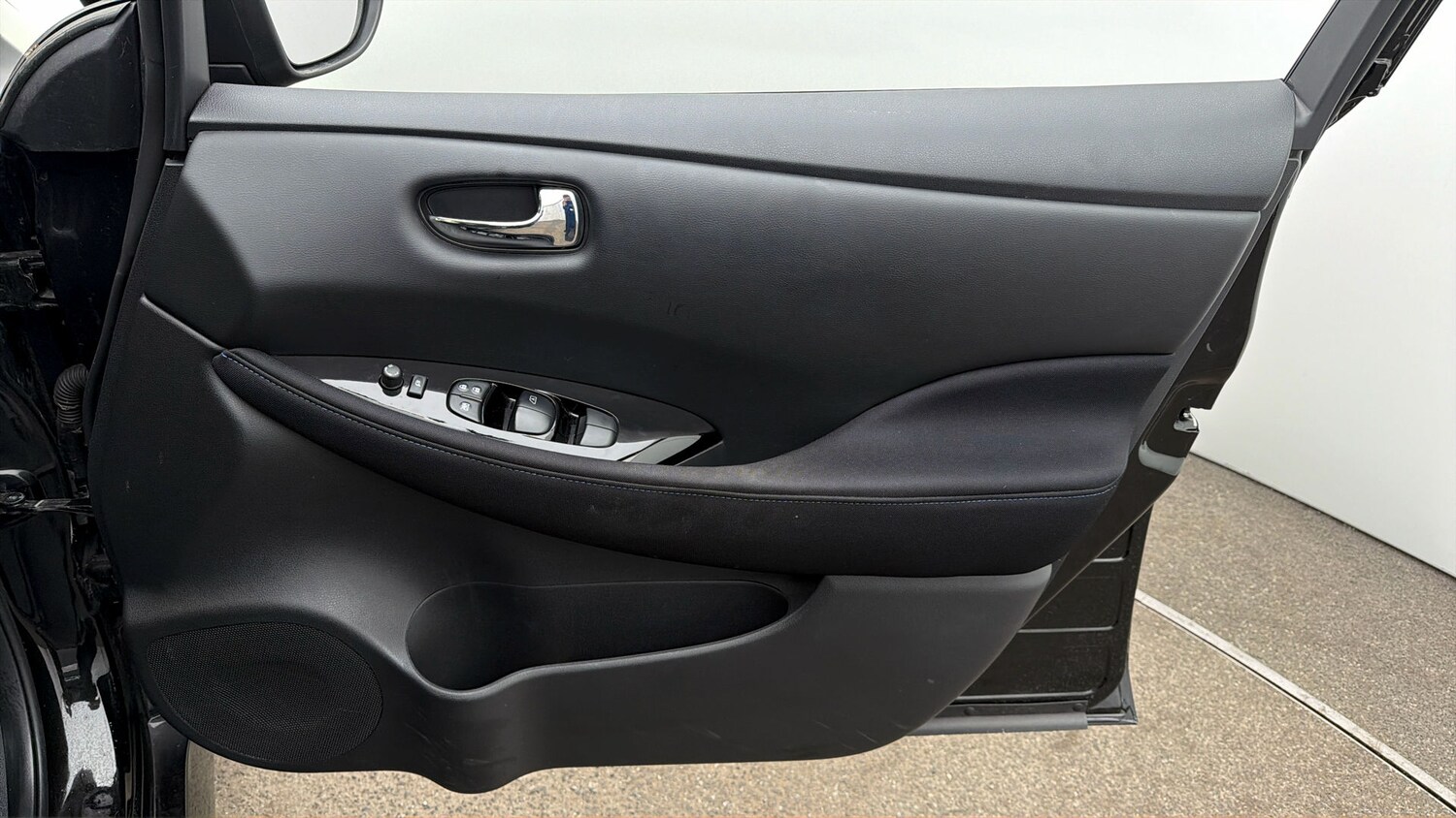 Used Nissan Leaf 2023 for sale - 77996897: Photo 14