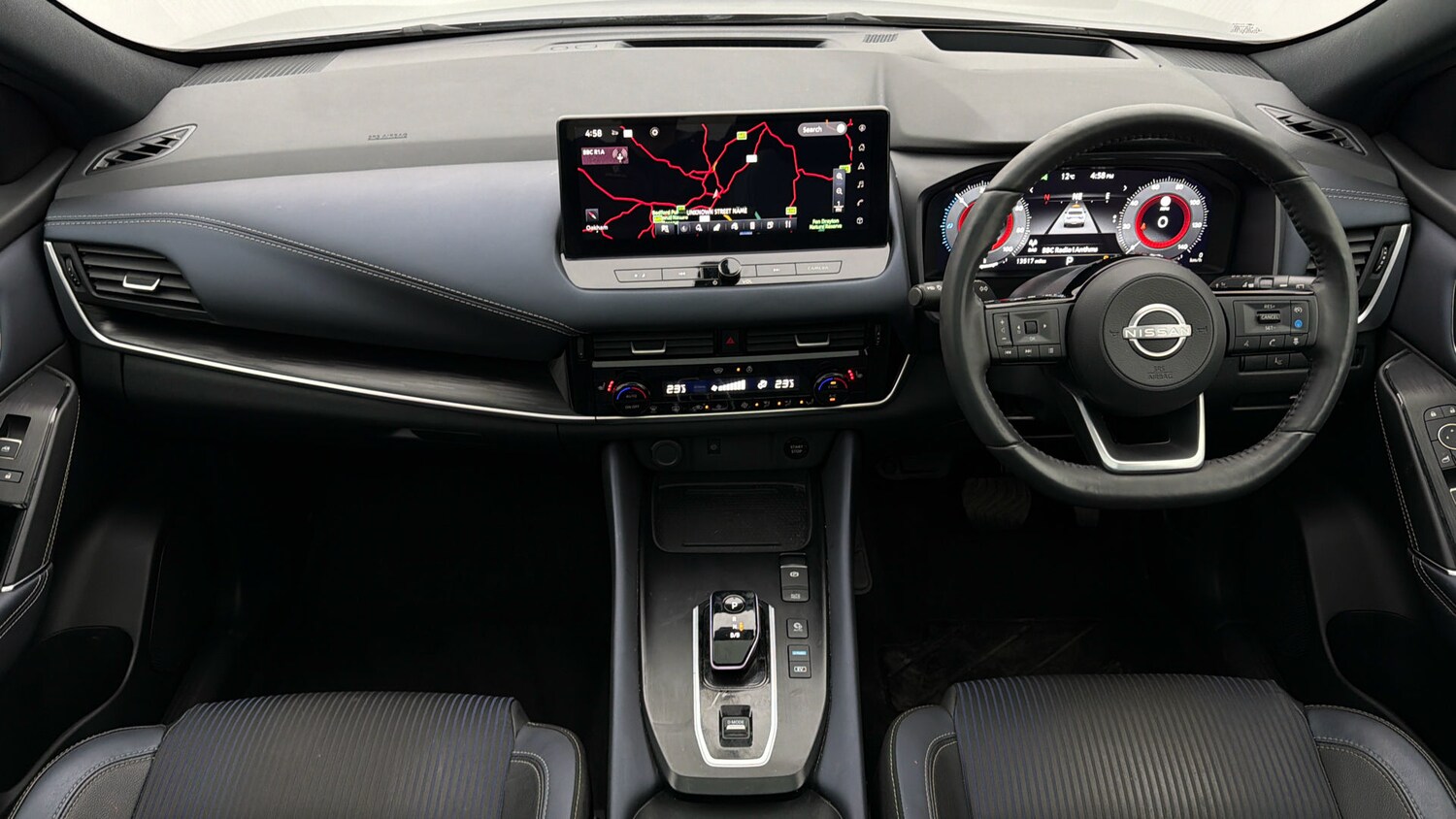 Used Nissan Qashqai for sale - 77916306: Photo 12