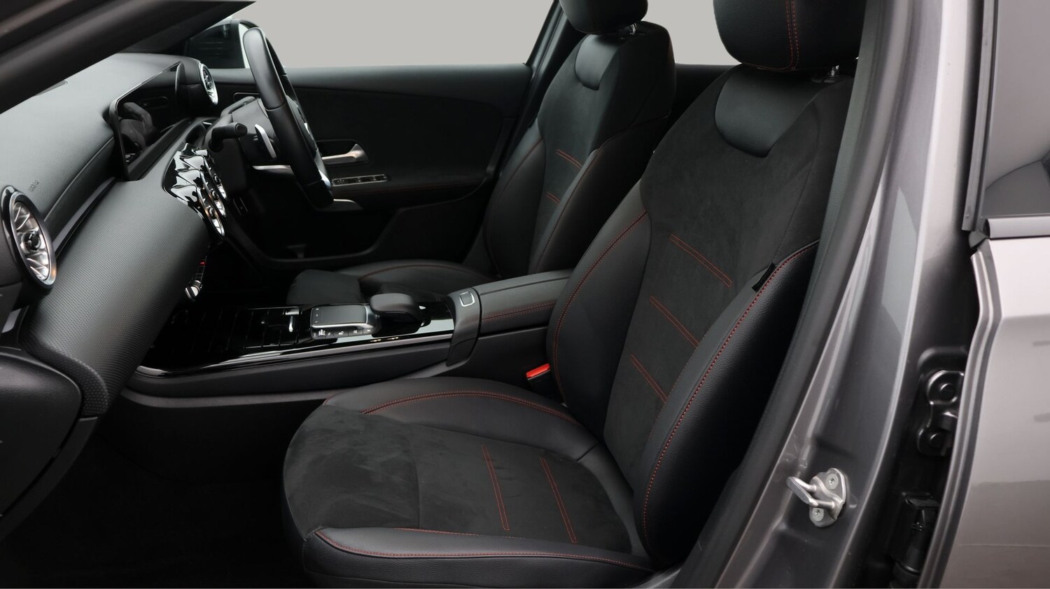 Used Mercedes-Benz A-Class for sale - 77195576: Photo 14