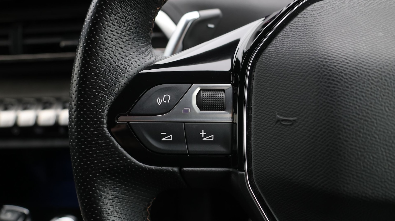 Used Peugeot 5008 2022 for sale - 78078083: Photo 28