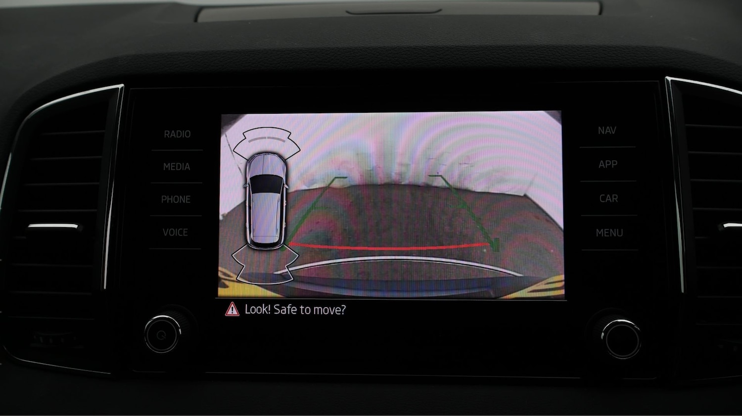 Used Skoda Karoq 2022 for sale - 77264257: Photo 24