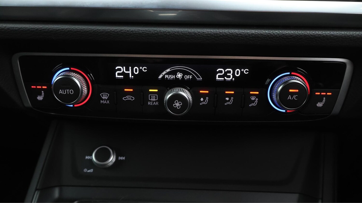 Used Audi Q3 2022 for sale - 76060222: Photo 13