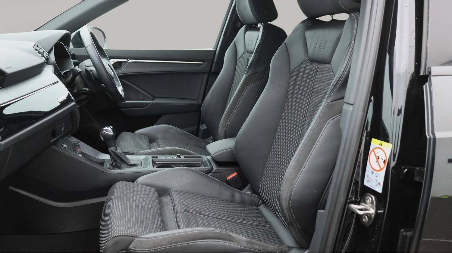 Used Audi Q3 2022 for sale - 76060222: Photo 15